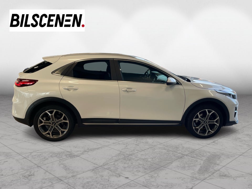 Kia XCeed 1,6 PHEV Upgrade DCT 5d