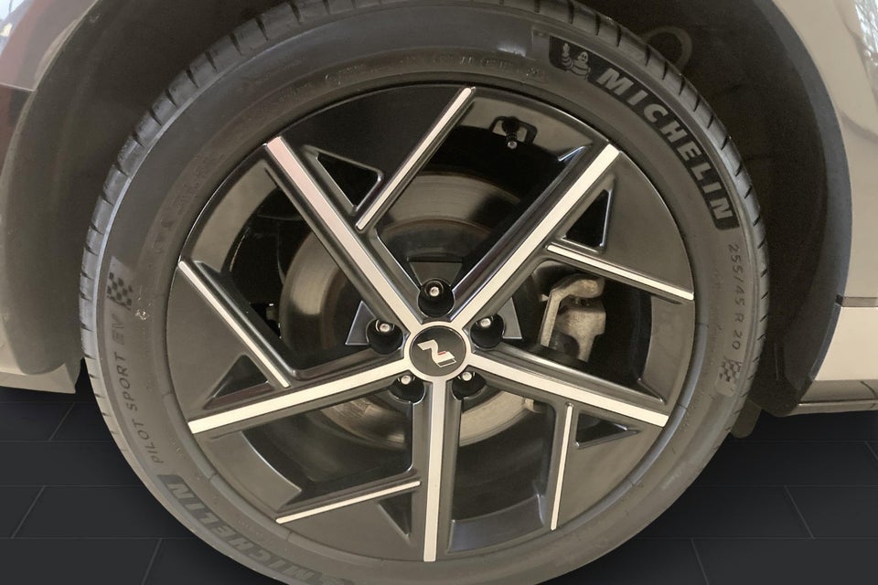 Hyundai Ioniq 5 84 N Line+ 5d