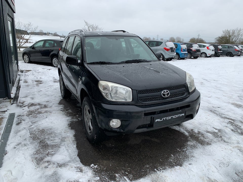 Toyota RAV4 2,0 VVT-i Wave 4x4 Van 5d