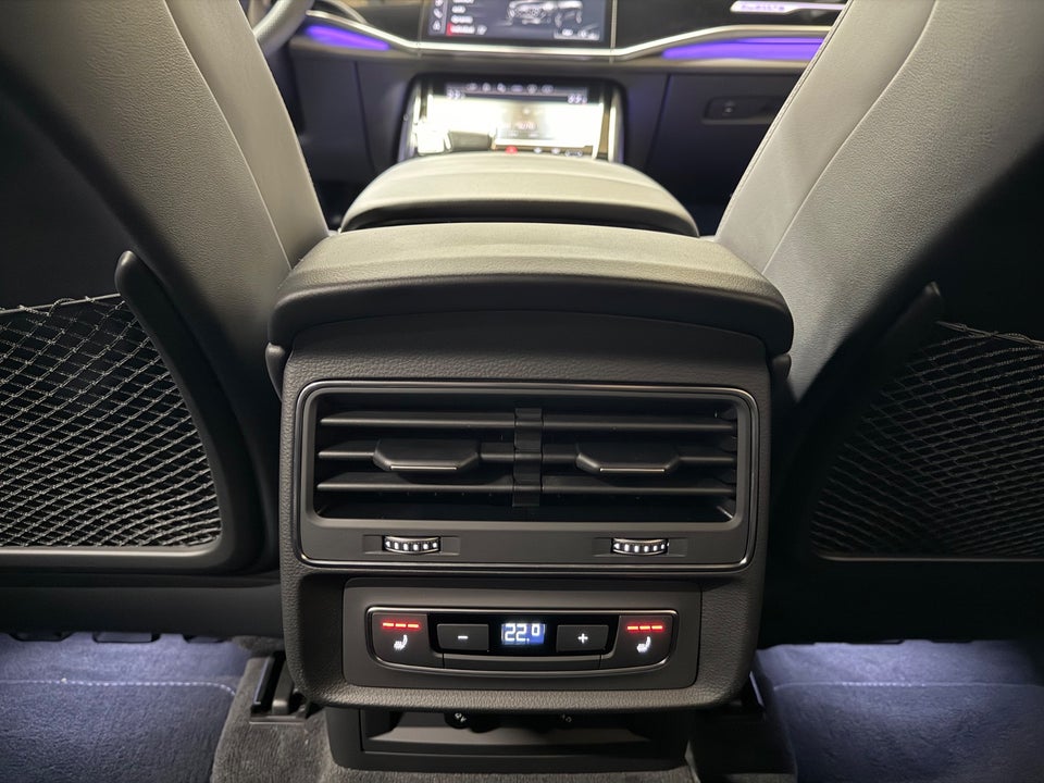 Audi Q8 60 TFSie S-line Edition quattro Tiptr. 5d