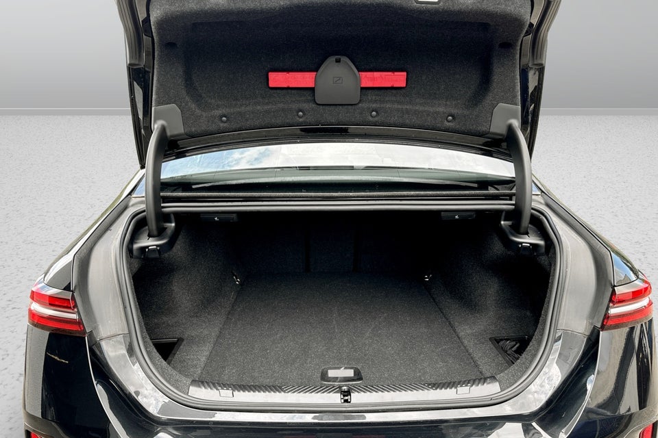 BMW i5 eDrive40 M-Sport 4d