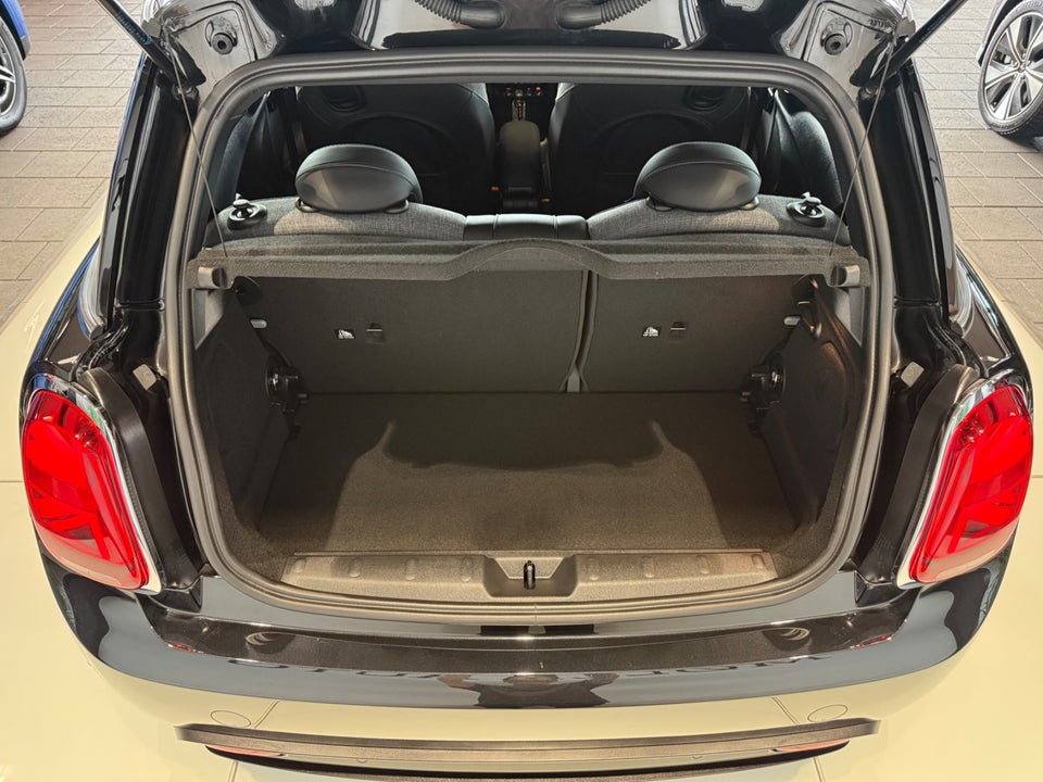 MINI Cooper SE Camden Edition 33 3d