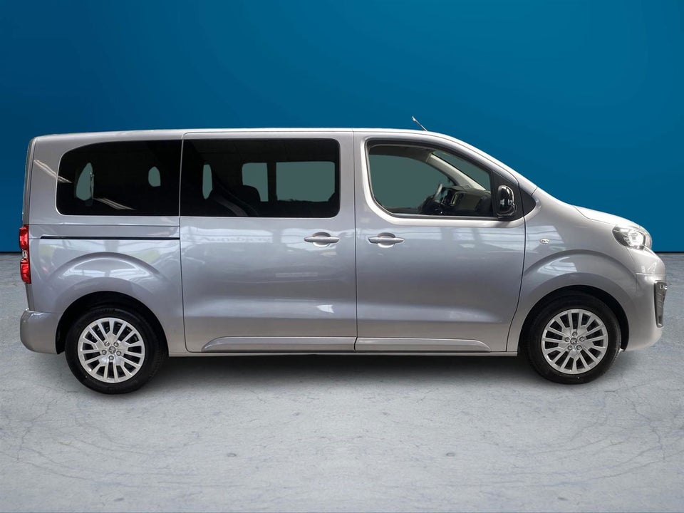 Peugeot e-Traveller 50 L2 Business