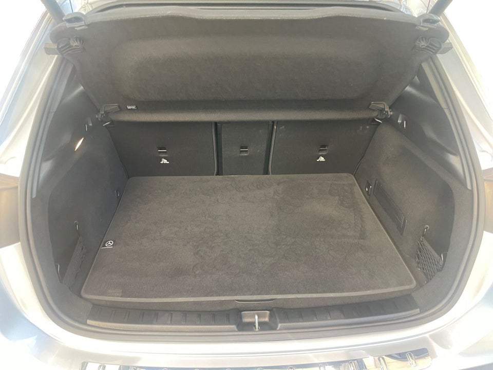 Mercedes EQA250+ Progressive 5d
