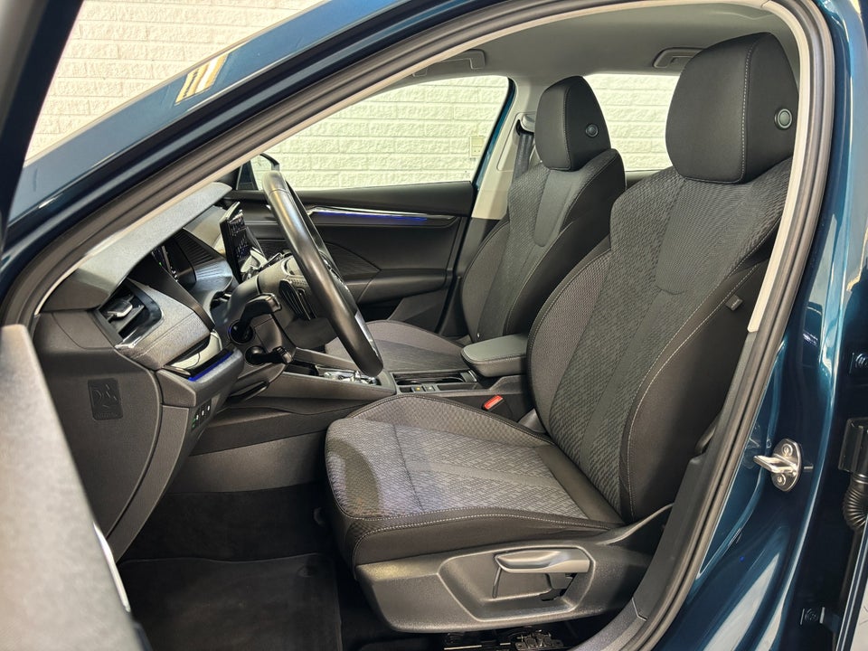 Skoda Octavia 1,4 TSi iV Plus Combi DSG 5d