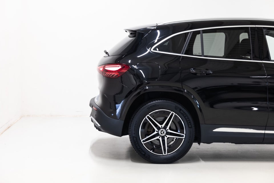 Mercedes EQA250+ AMG Advance 5d