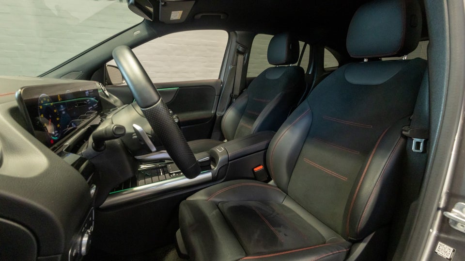 Mercedes EQA350 AMG Line 4Matic 5d