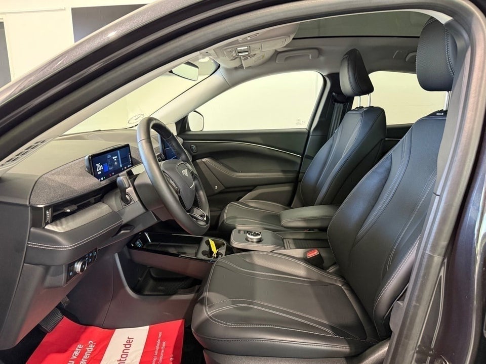 Ford Mustang Mach-E 98 Premium Extended Range 5d