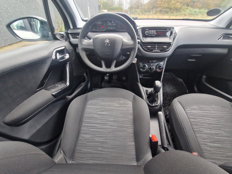 Peugeot 208 1,0 VTi Active 5d