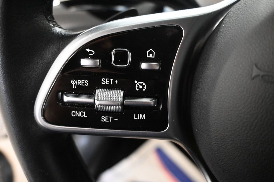 Mercedes A200 1,3 Progressive aut. 5d