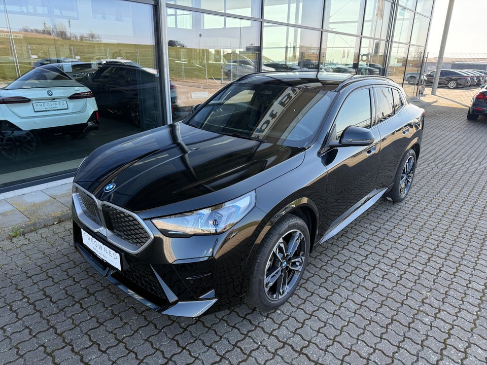 BMW iX2 eDrive20 Fully Charged 5d