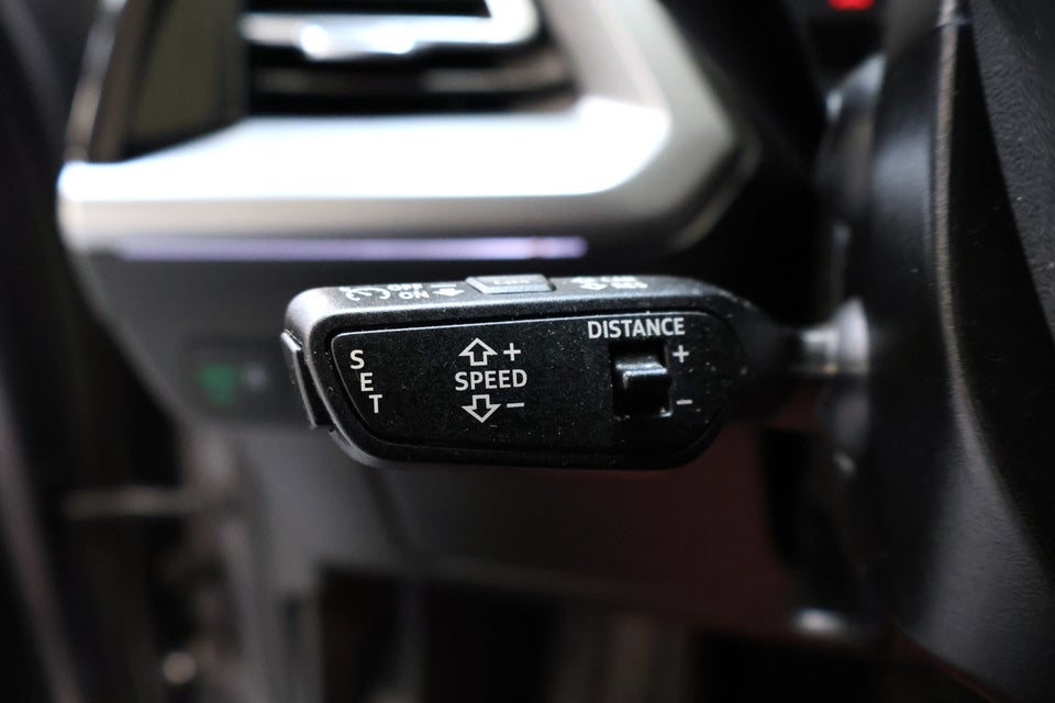 Audi Q4 e-tron 45 Advance quattro 5d