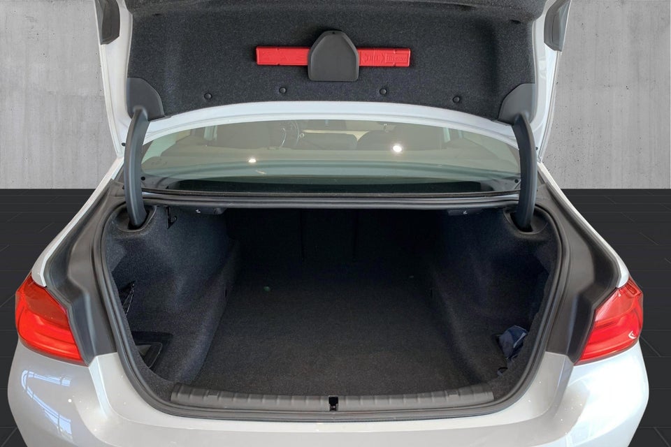 BMW 520i 2,0 aut. 4d