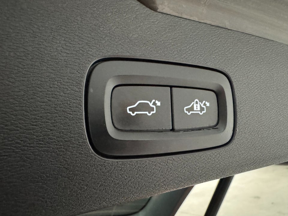 Volvo V60 2,0 T6 ReCharge Inscription aut. AWD 5d