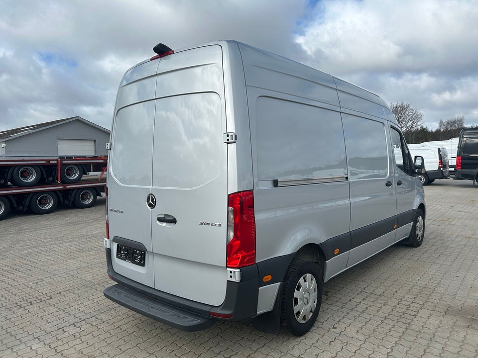 Mercedes Sprinter 214 2,2 CDi A2 Kassevogn aut. FWD