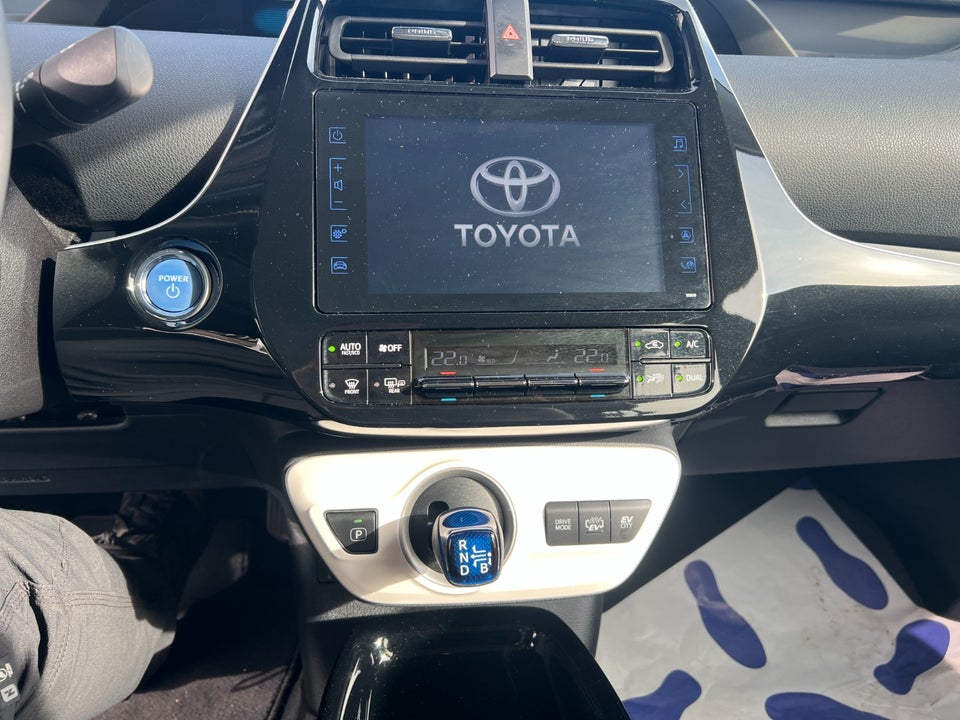 Toyota Prius 1,8 Plug-in Hybrid H3 MDS 5d