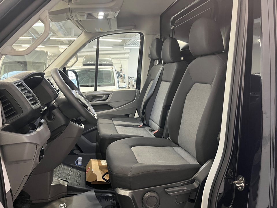 VW Crafter 35 2,0 TDi 140 Kassevogn L3H2