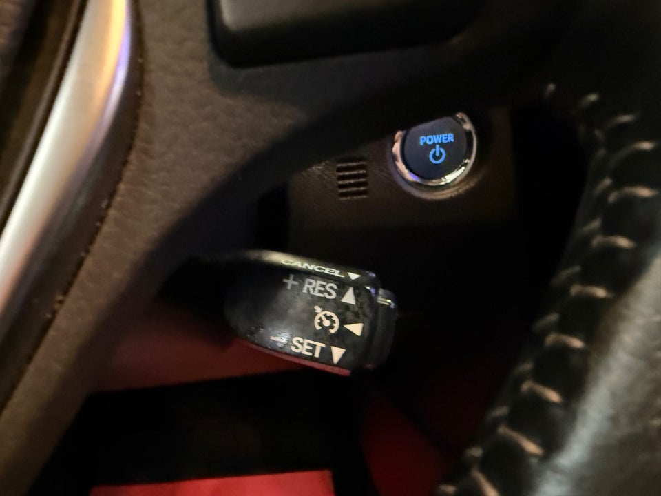 Toyota Auris 1,8 Hybrid H4 Touring Sports CVT 5d