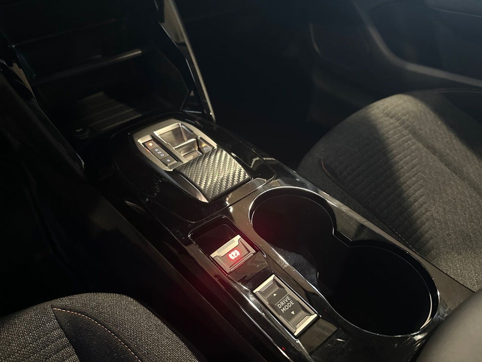 Peugeot e-208 50 Style 5d
