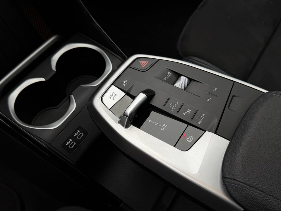 BMW iX1 xDrive30 Fully Charged M-Sport 5d