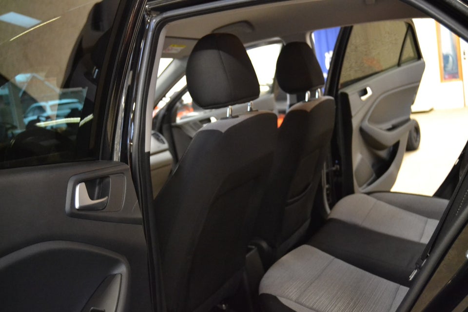 Hyundai i20 1,25 Trend 5d