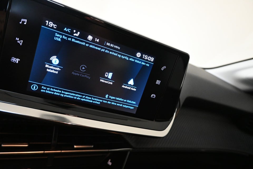Peugeot 208 1,2 PureTech 100 Allure Pack 5d