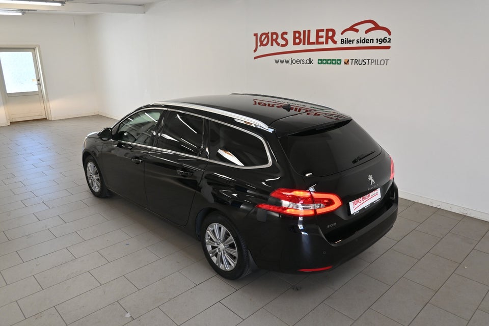 Peugeot 308 1,5 BlueHDi 130 Allure Grand SW 5d