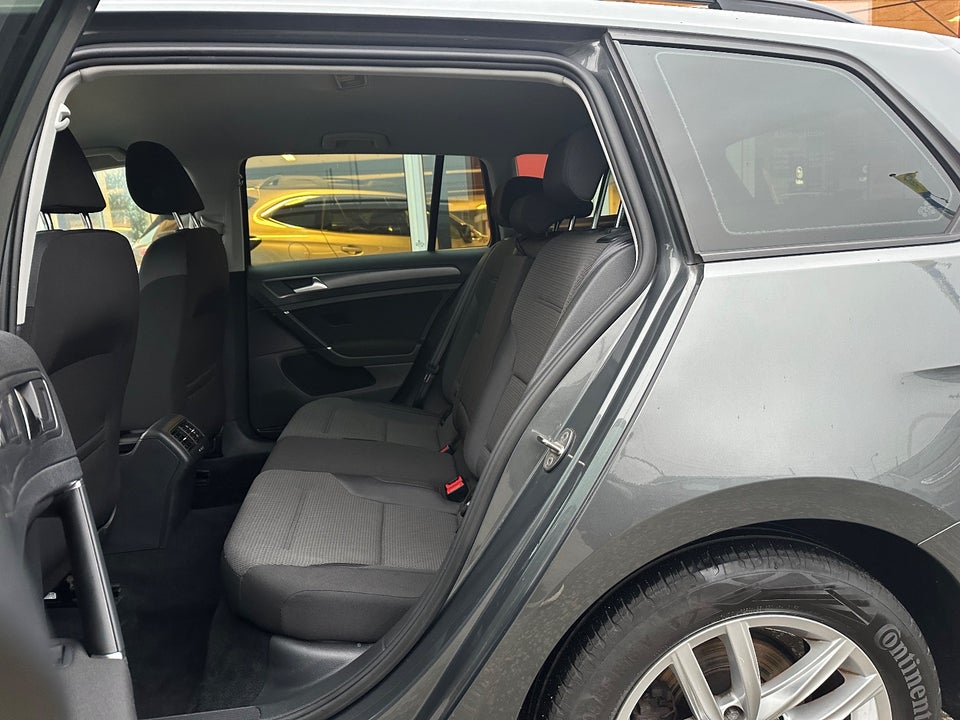 VW Golf VII 1,5 TSi 150 Comfortline Variant 5d