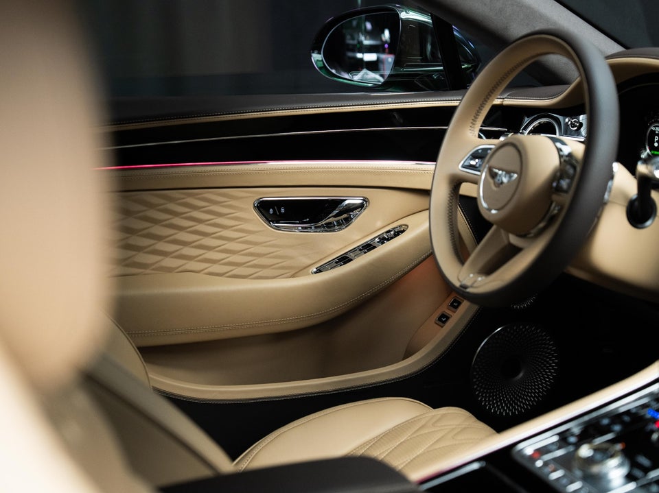 Bentley Continental GT 4,0 V8 Hybrid Azure aut. 2d