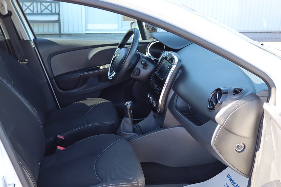 Renault Clio IV 1,5 dCi 75 Limited Sport Tourer 5d