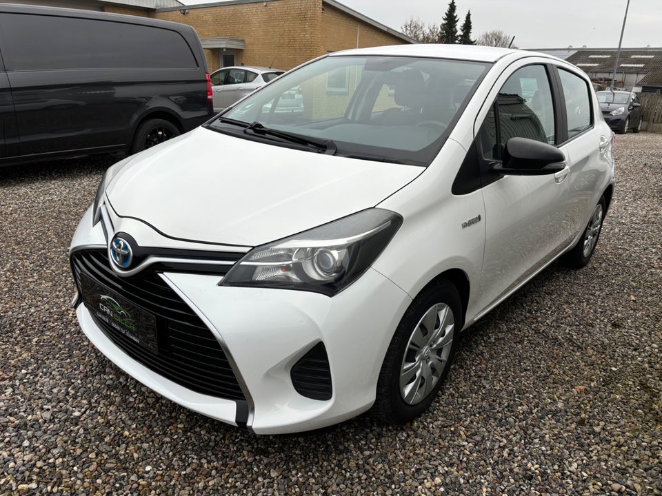 Toyota Yaris 1,5 Hybrid H1 e-CVT 5d