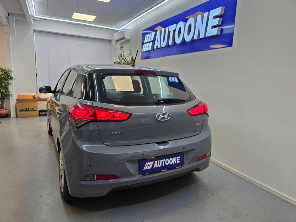 Hyundai i20 1,25 Trend Van 5d