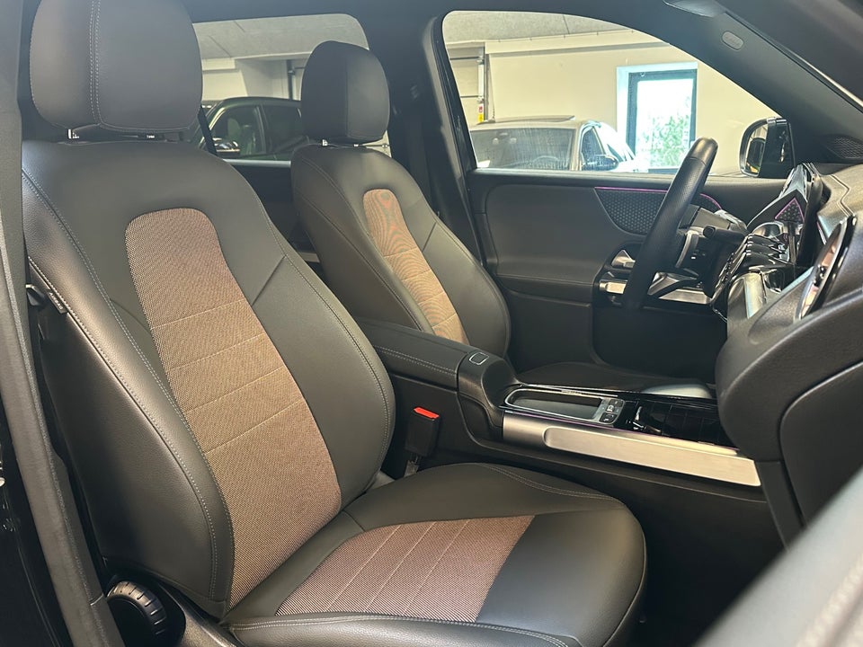 Mercedes EQB250+ Electric Art 7prs 5d