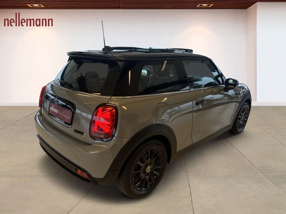 MINI Cooper SE Camden Edition 3d