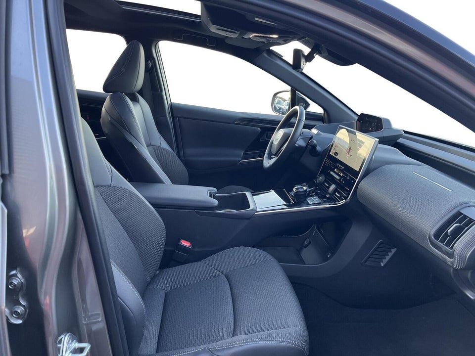 Toyota bZ4X Active 5d