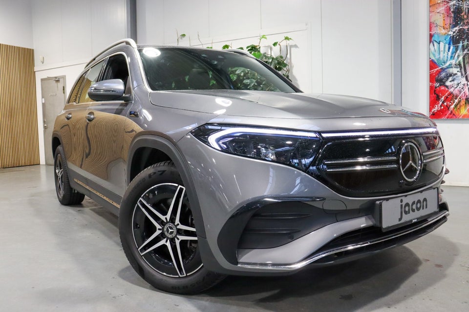 Mercedes EQB300 AMG Line 4Matic 5d