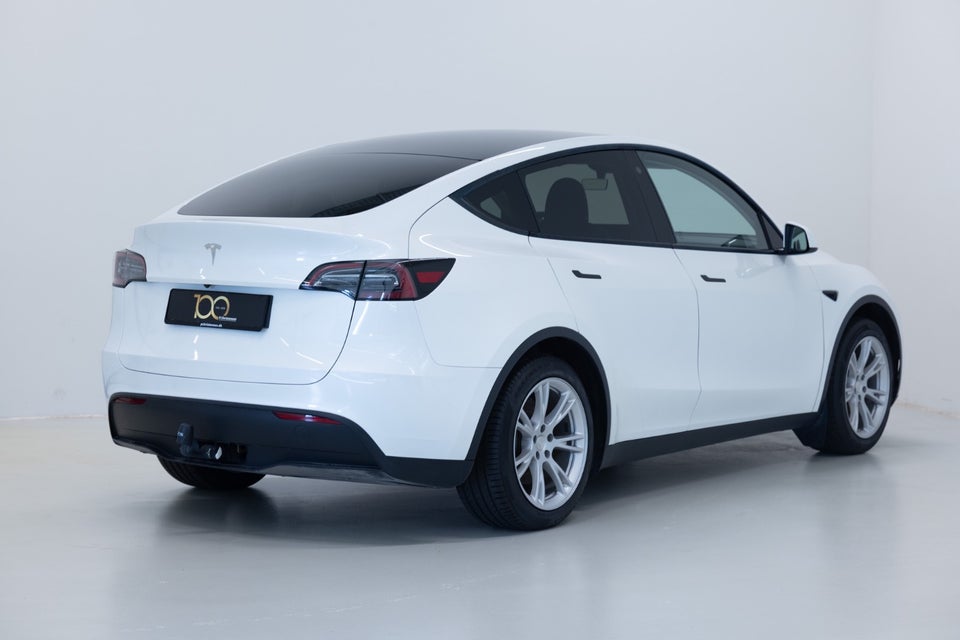 Tesla Model Y RWD 5d