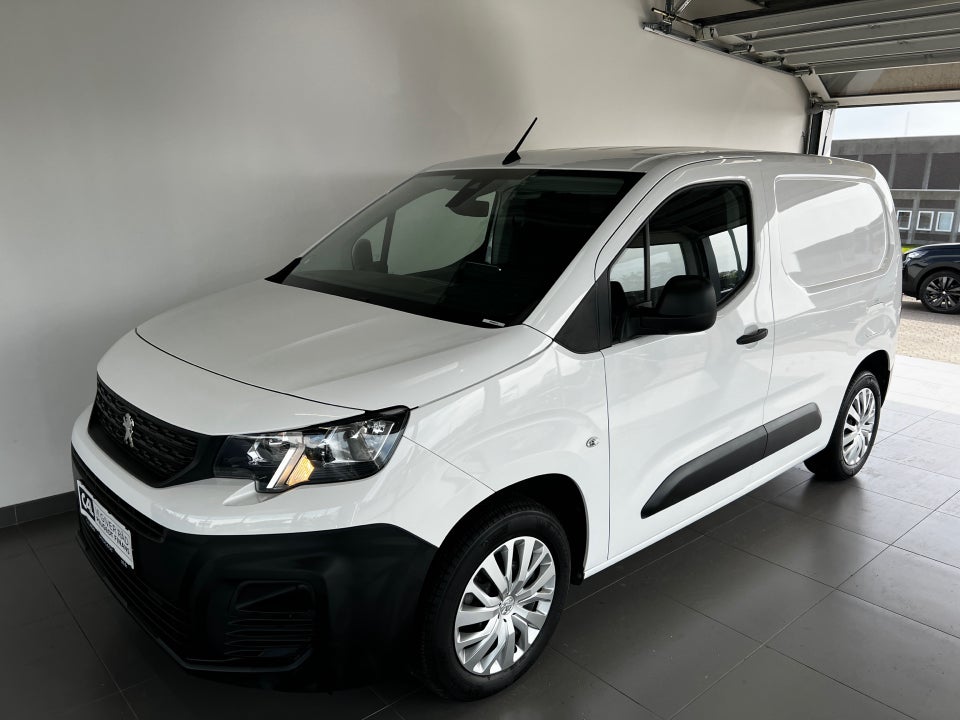Peugeot Partner 1,2 PureTech 110 L1V1 Plus Van