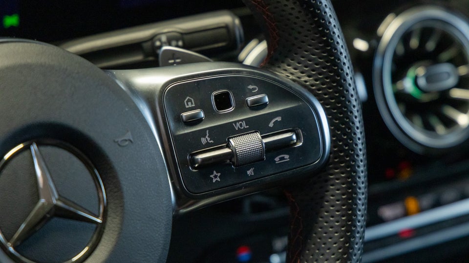 Mercedes EQA350 AMG Line 4Matic 5d