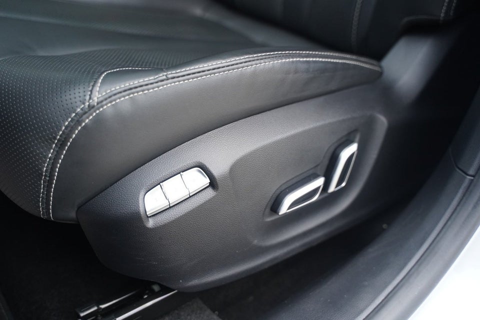 MG Marvel R Performance 5d