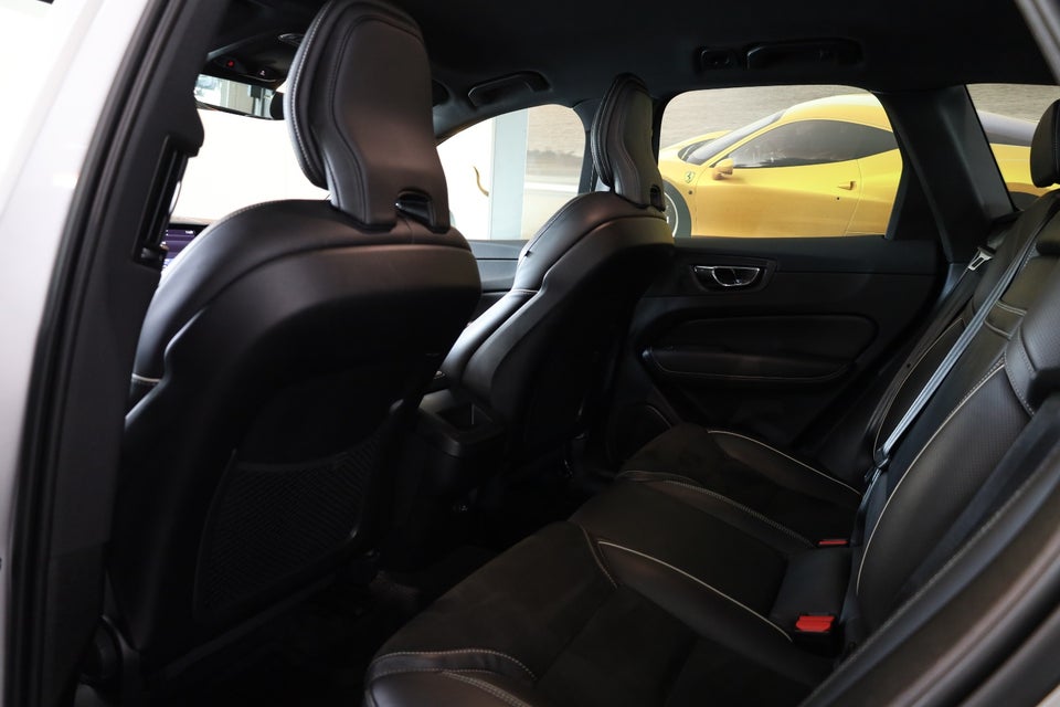 Volvo XC60 2,0 D4 190 R-Design aut. 5d