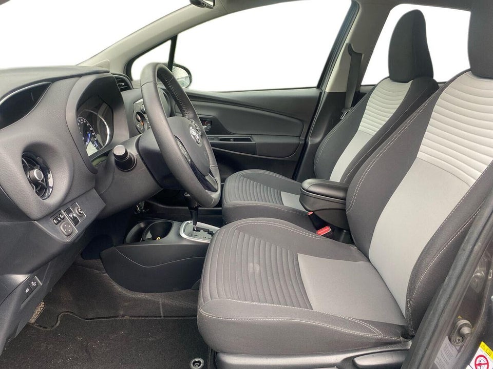 Toyota Yaris 1,5 Hybrid H3 Smart e-CVT 5d