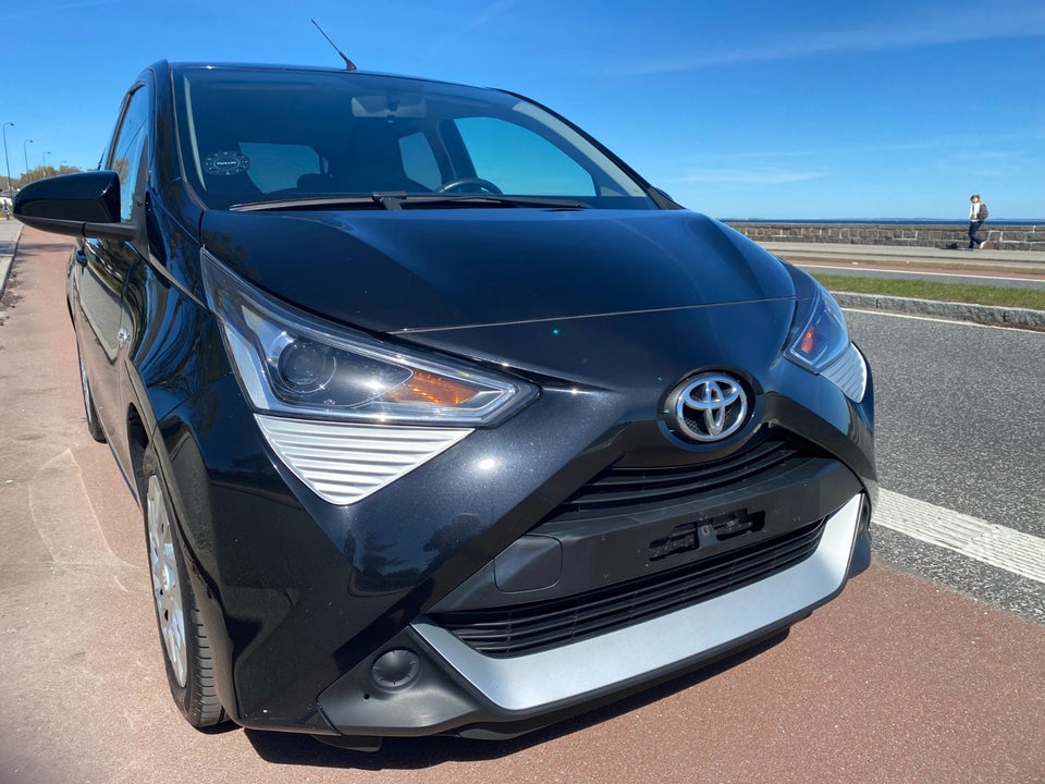 Toyota Aygo 1,0 VVT-i x-pression 5d