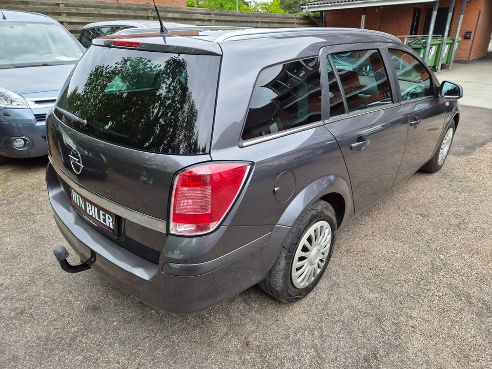 Opel Astra 1,6 16V 115 Classic Wagon 5d