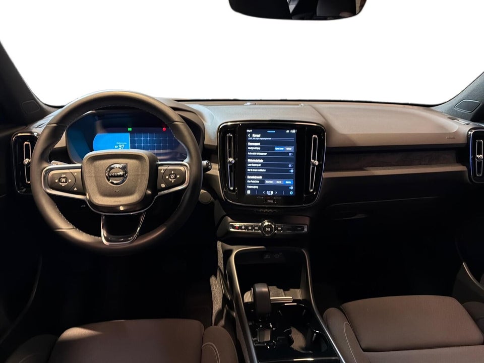 Volvo XC40 ReCharge Extended Range Core 5d