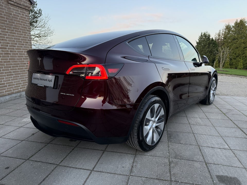 Tesla Model Y Long Range AWD 5d