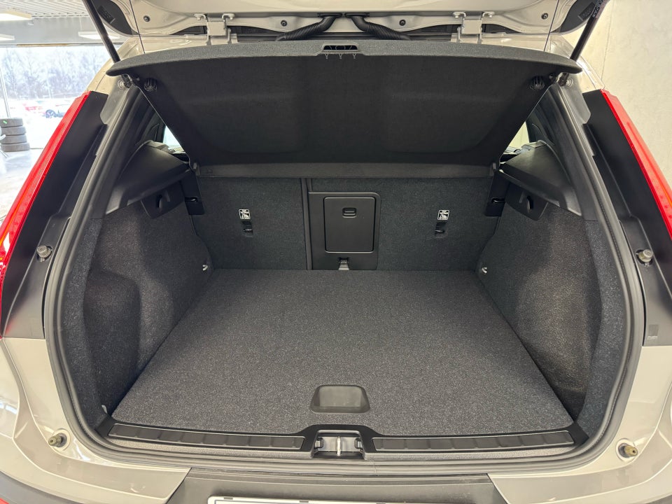 Volvo XC40 P6 ReCharge Core 5d