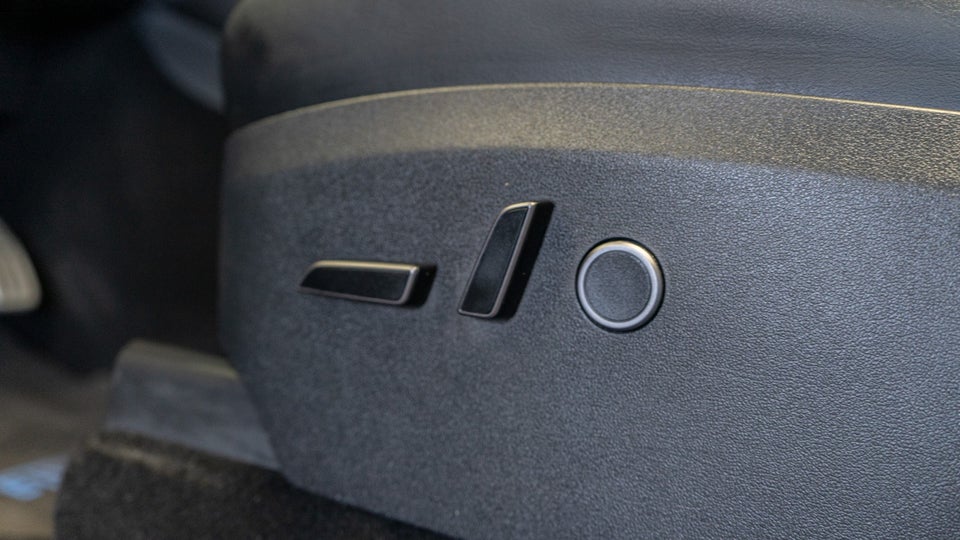 Tesla Model Y Performance AWD 5d