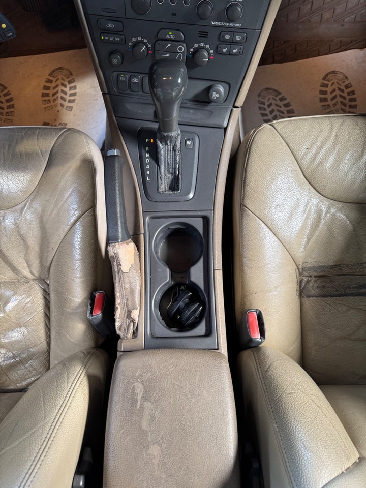 Volvo V70 2,4 D5 163 Momentum aut. 5d