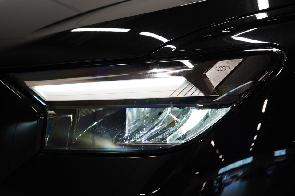 Audi Q4 e-tron 35 S-line Sportback 5d